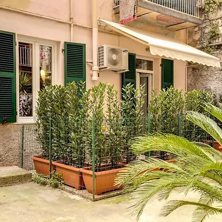 Cinque Terre Step Apartment La Spezia